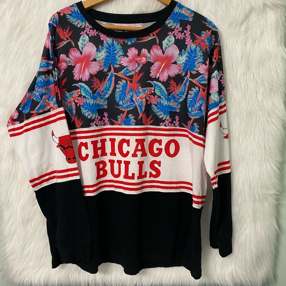 Chicago Bulls Hawaiian Long Sleeve Top